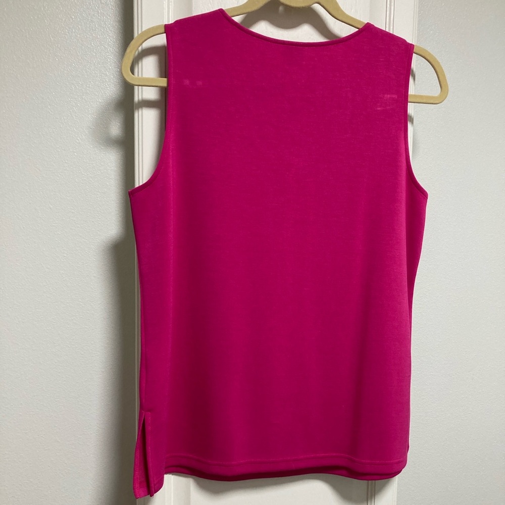 Women's Beautiful Air Essentials Two-Piece Set. Size Medium. - Picture 3 of 13